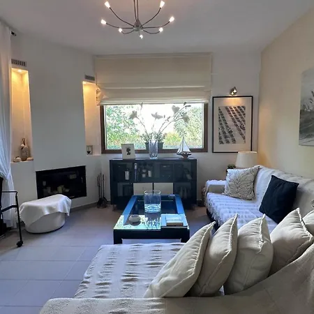 Villa Villa Amy With A Pool In Porto Hydra By Goutos Properties *