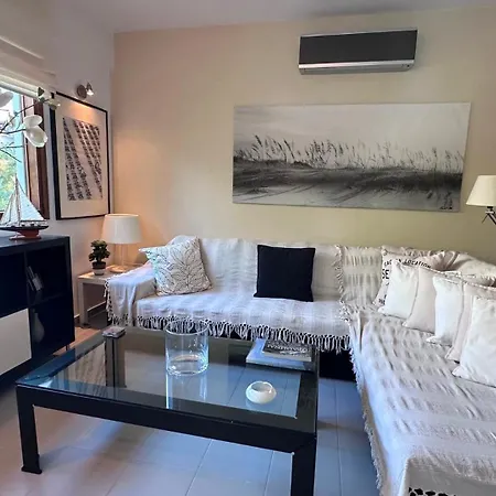 Villa Villa Amy With A Pool In Porto Hydra By Goutos Properties *